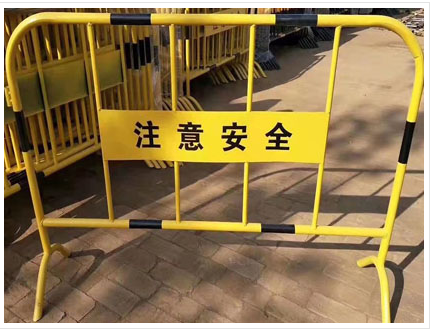 铁马护栏